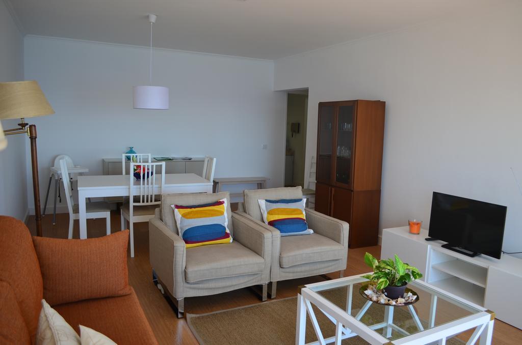 Lila'S Beach Apartment São Roque Esterno foto